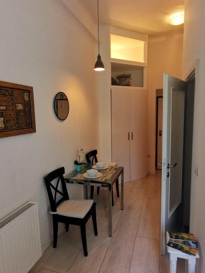 Tiny Apartment In City Center Загреб Екстериор снимка